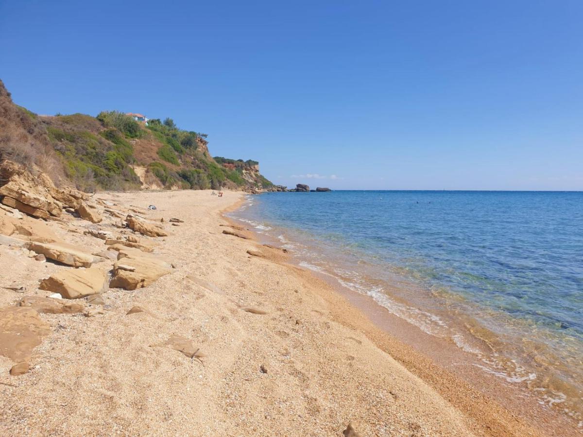 Kalamies - Secluded Beach Apartments Skala  Екстериор снимка
