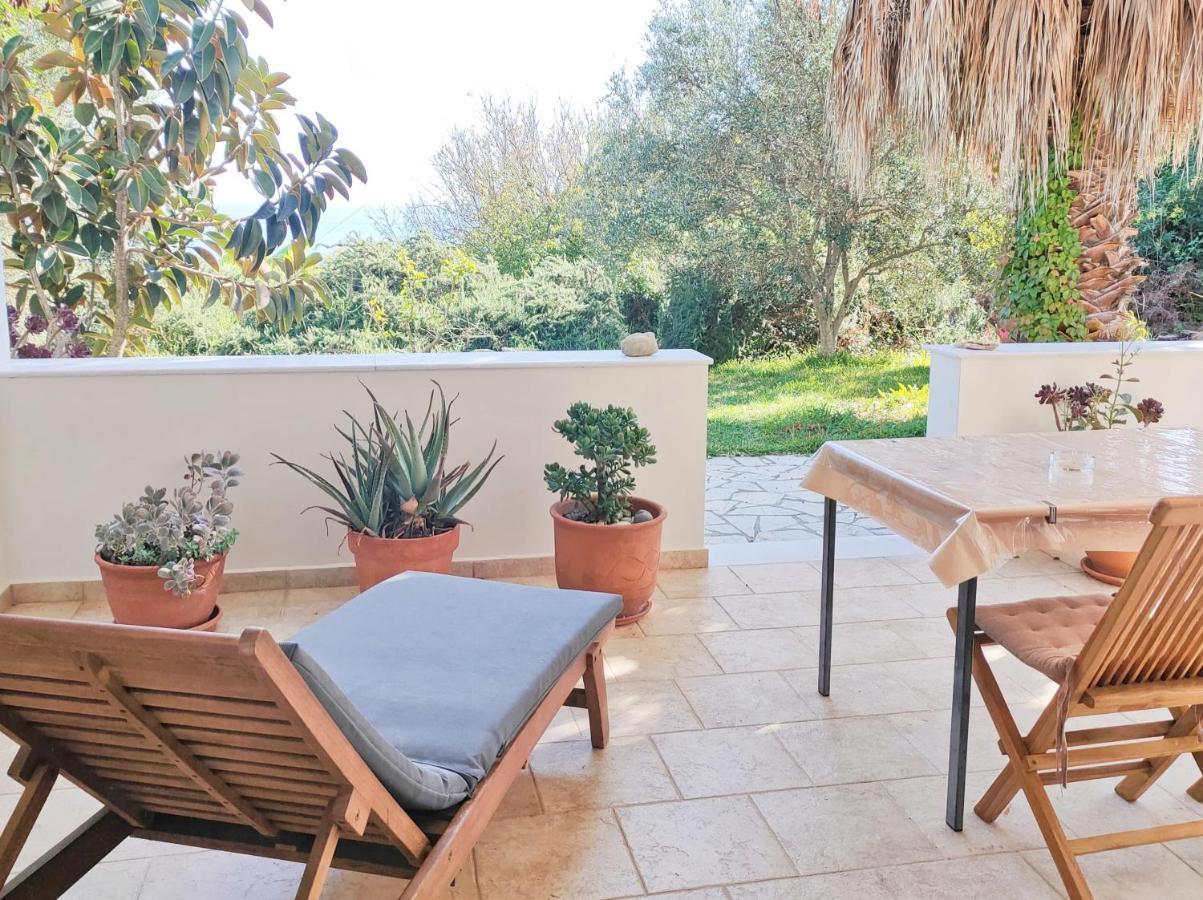 Kalamies - Secluded Beach Apartments Skala  Екстериор снимка